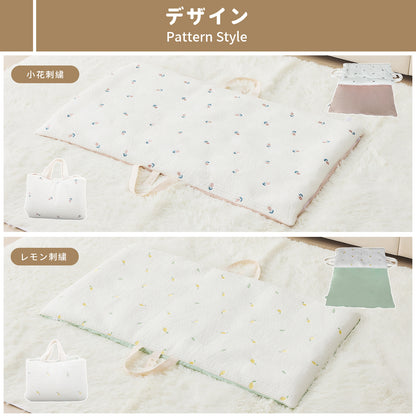 お昼寝マット 持ち運び 赤ちゃん 敷布団 洗える 刺繍 マット 育園 入園 三つ折り 折りたたみ お出かけ プレゼント イブル イブルマット 綿100% 120×70cm 収納袋付き 新生児 出産準備